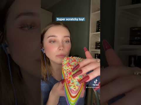 #asmr #asmrsounds #asmrvideo #asmrshorts #tingles #scratching #squishy #toy