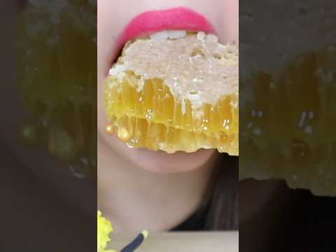 asmr RAW HONEYCOMB 🍯 벌집꿀 먹방 sticky eating sounds