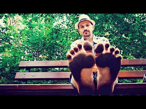 Why go barefoot? Pros and cons of walking barefoot (ASMR)