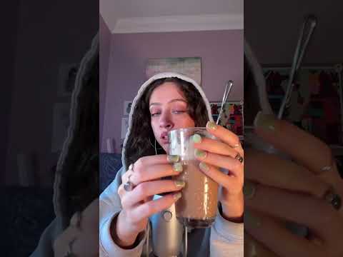 singing you to sleep with beebadoobee #singingasmr