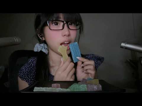【00猪】轻语食音 | 听三种酥酥脆脆的琥珀糖咀嚼音！| Three kinds of crunchy amber candy chewing sounds!