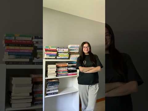 Organize my books on my FREE bookshelf! #booktube #booktok #bookshelf #bookreview