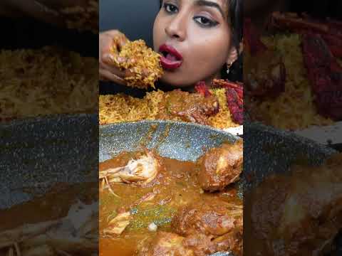 ASMR Eating Spicy Chicken Curry,Chicken Fried Rice,Parotta,Egg,Gravy Big Bites ASMR Eating Mukbang