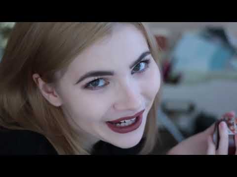 fast tapping on random items ASMR | Cloveress ASMR