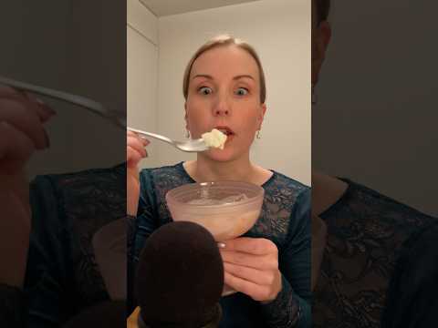 Soppaa ja kermaa! #asmrsuomi #eatingasmr