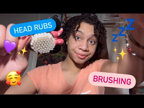 ASMR -  Head Rubs & Hair Brushing (Linda)
