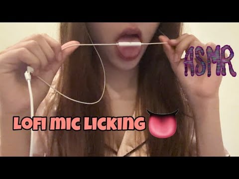 ASMR Lofi Mic Licking👅 (non talking) 