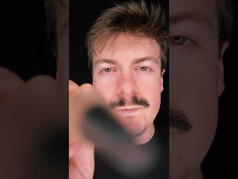Drawing on your face #asmr #visualasmr #visualtriggers #raeasmr #upclose #drawingonyourface