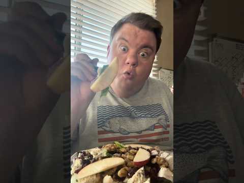 ASMR HUGE DELICIOUS APPLE WALNUT SALAD WITH SIGNATURE SAUCE! 🤤 #asmreating #asmrfood #short