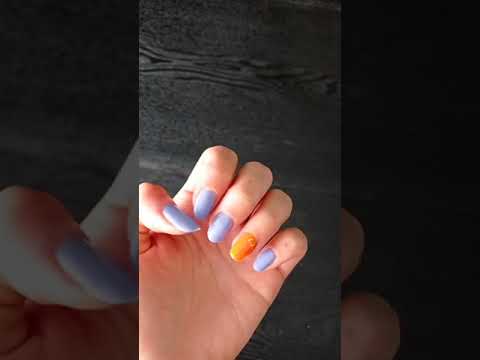 ASMR- Showing you my new nails 🌼(my own nails)