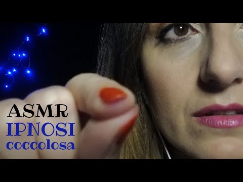 [ASMR ITA] 👁Ti IPNOTIZZO con le mie COCCOLE 💆// hand movements // Rosy ASMR relax