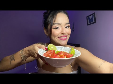 ASMR | Cosas que no sabias de mi + comiendo pepino tomate con limón ❤️🥗