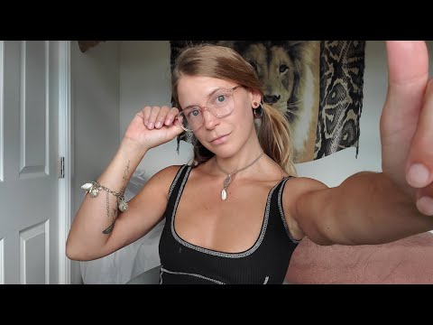 gentle asmr to help you sleep :) fabric sounds, tapping, finger flutters