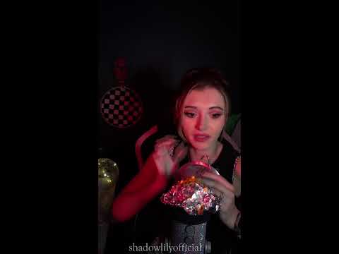 Cozy Talkshow ASMR