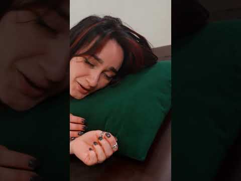Deep tissue leg and thigh massage for Maria #legmassage