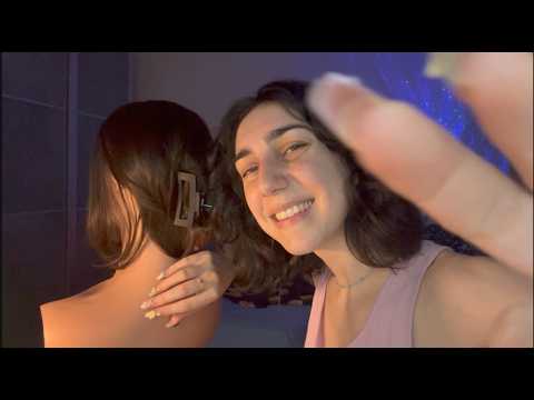 ASMR Grattini con unghie lunghe (whispering)
