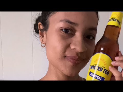 ASMR LIVE: Lizzylizz ASMR is live ( BEBE CONMIGO 🍻 )