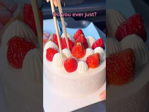 Do you ever just? The third bite was so soft and delicious #food #eating #mukbang #cake #fruit