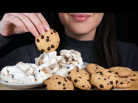 ASMR: Chocolate Chip Cookies & Ice Cream 😍 (No Talking)