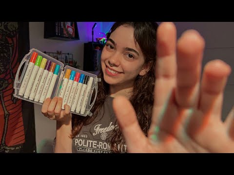 ASMR | Desenhando no seu rosto com canetinha