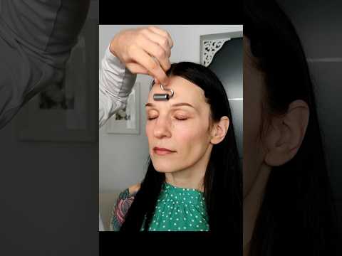 Facial skin therapy