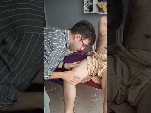 Turkish massage that relieves stress in the front thighs #satisfying #relaxing #asmr #short #massage