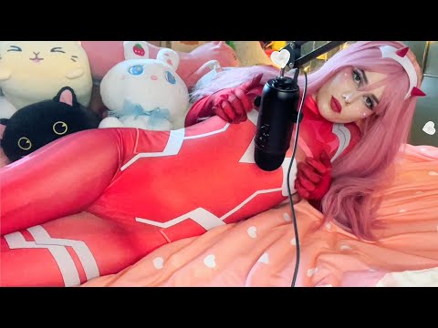 ASMR Scratching Fabric 02 Cosplay Bodysuit 💤