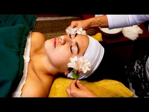 Nelly's relaxing ASMR facial massage with soft sounds & gentle whispering