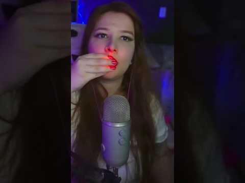 ASMR retirando suas energias negativas (plucking ASMR) #asmr #asmrsounds