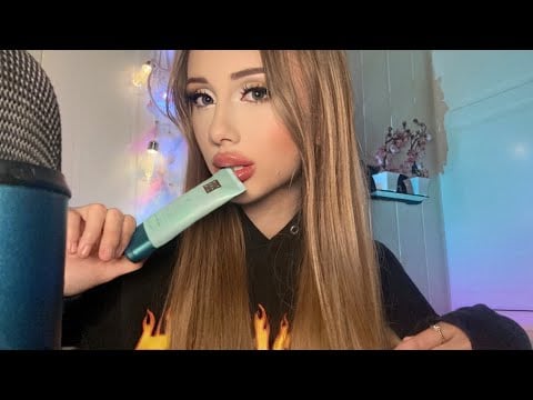 асмр грызу разные предметы (｡-ω-｡)ゞ
