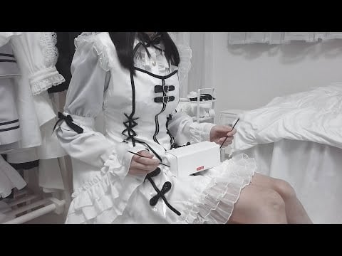 【ASMR】眠気を誘う耳かきと囁き雑談。（竹耳かき。プラスチック。綿棒。）