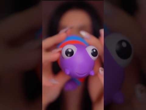 Un clásico relajante🪱 #asmr #asmrsounds #relax #trigger #toy #triggersforsleep #shorts #satisfying
