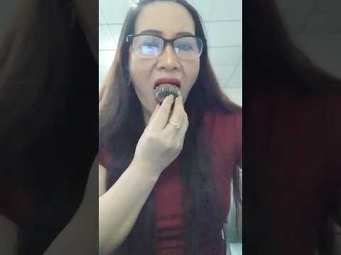 ONE TIME BITE CUP CAKE#everyone #mukbang #shortsfeed