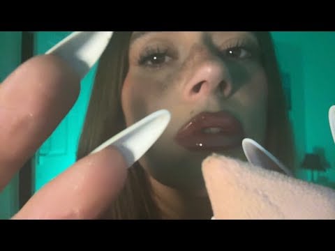 ASMR - Fixing Your Makeup In The Girls Bathroom 💅🏼