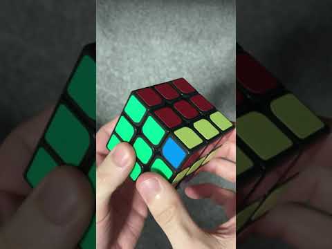 [ASMR] Solving a Rubik's Cube #Shorts