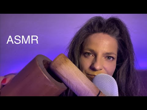 ASMR | Wood Tapping & Scratching