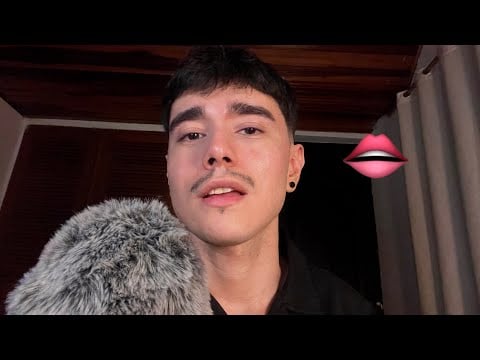 ASMR - Unpredictable Humming, Mouth sounds & fluffy Scratches !