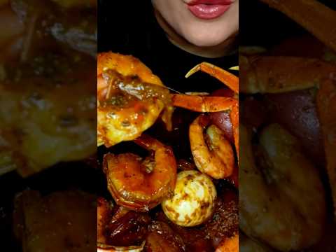 GIANT SEAFOOD BOIL #asmr #seafood #spicy