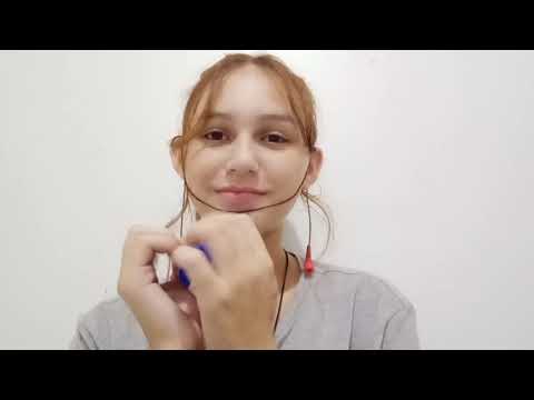 ASMR: melhor amiga  te maquiando