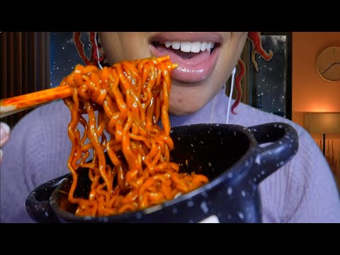 ASMR | Spicy Black Bean Ramen 🍜 & Taco 🌮 Eating Sounds