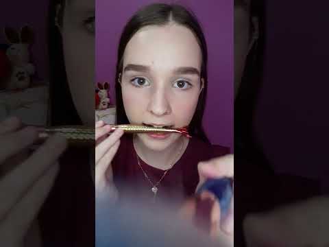 ASMR pincel no dente e pincel na tela