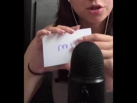 #asmrforsleep #relax #asmr #learn #spanish #gum  #tingles #relaxing #asmrr #famous #tapping