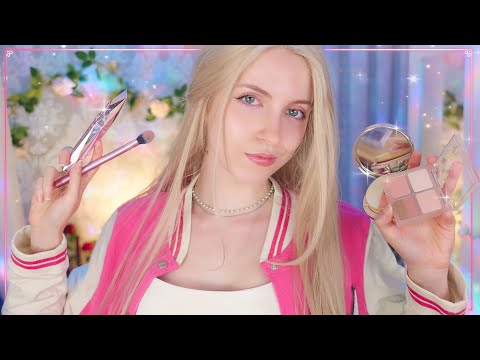 🎀 ASMR MEAN GIRL ✧ Tu mejor AMIGA te MAQUILLA ✧ ¡Somos las más populares del Insti!