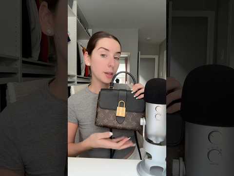 ASMR What’s In My Going Out Bag