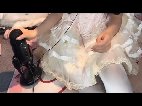 ASMR Nail Tapping & Scratching | Sleepy Sounds with Cute Items