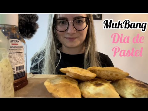 MUKBANG COMENDO PASTEL I ASMR Caseiro #asmr #mukbangbrasil #mukbang