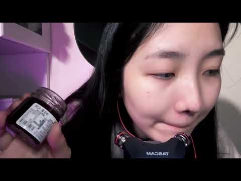 Finger in jam