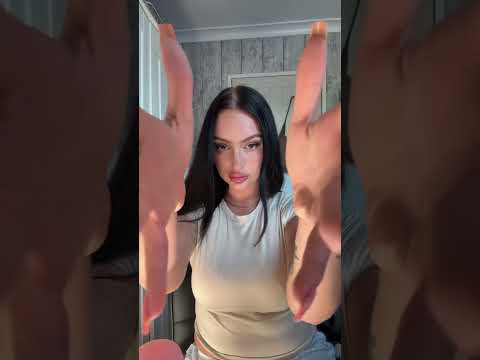 #relax #asmr #asmrrelaxing #asmrvideos #tingles #mouthsounds #sleepy #asmrsounds