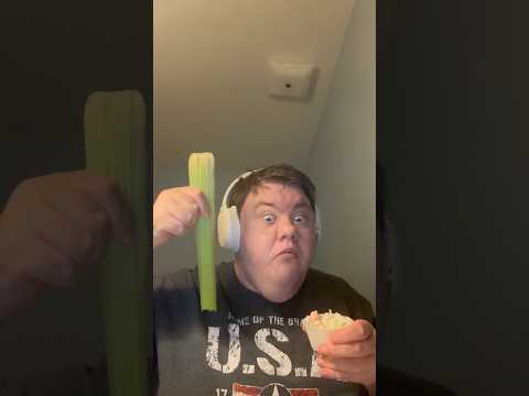 THE BIGGEST PIECE OF CELERY! #asmr #crunch #asmreating