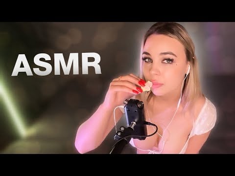 [4K USA ASMR] BEAUTIFUL GIRL CHEWING, EATING MIX CANDY MARMALADE, MARSHMALLOW, NORI CHIPS, LOLLIPOP